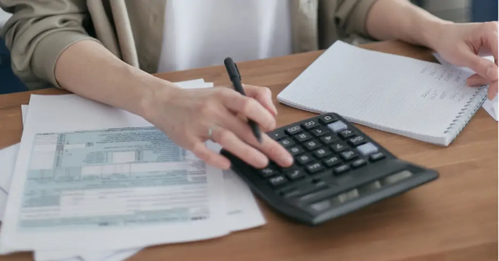 Payroll for Business Central banner highlighting connected finance, flexible payroll calculations, and streamlined administration.